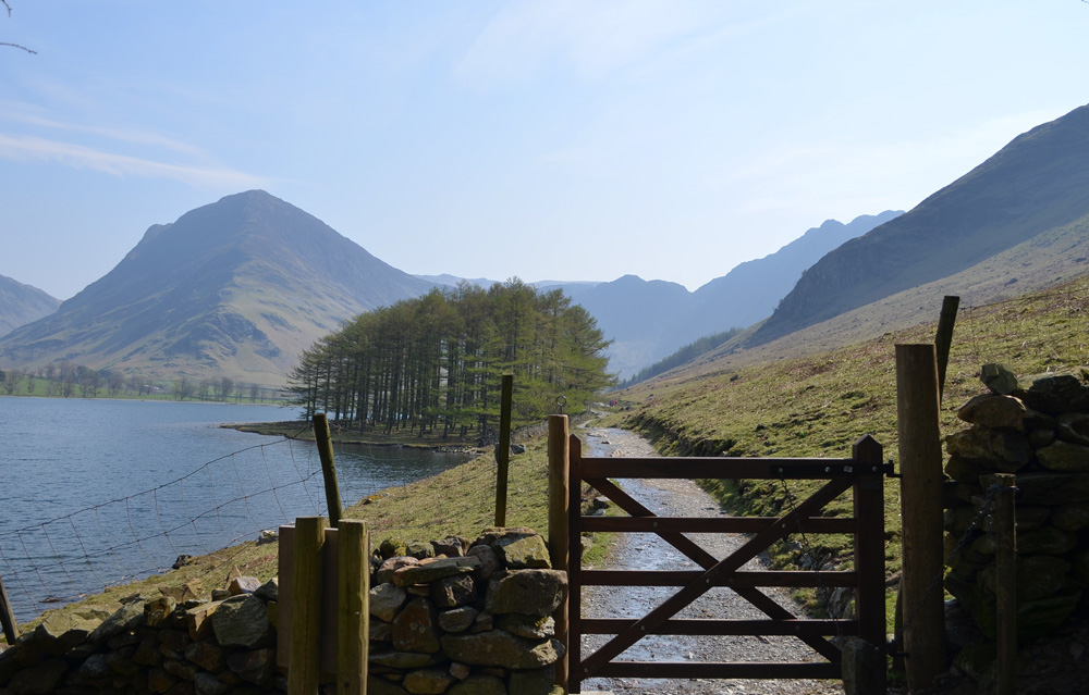 EasyWalksintheLakeDistrictButtermere